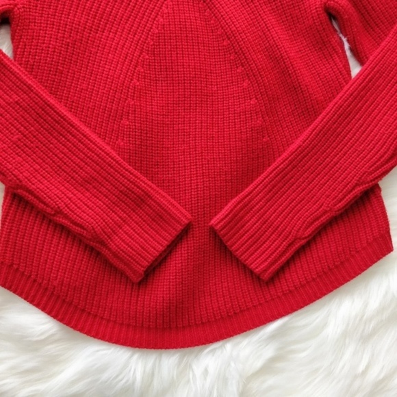 CYNTHIA ROWLEY Thick Ribbed Knit Sweater - Picture 4 of 6